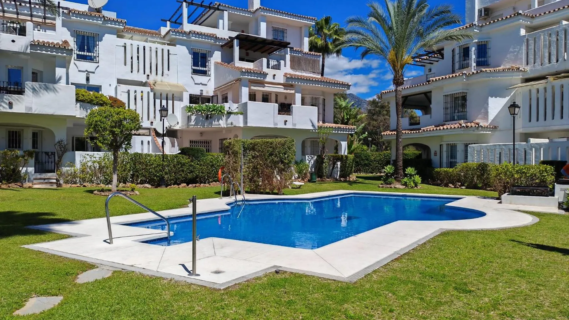 Los Naranjos Palm Residence Marbella