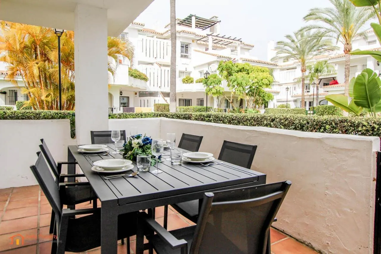 Apartment Los Naranjos Palm Residence Marbella Spain